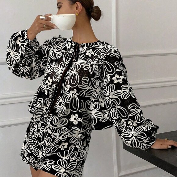 Black white Casual Women's boho Style Long Sleeve blouse With Shorts Set - Picture 5 of 6